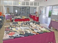 Mercadillo solidario de libros en Las Lomas