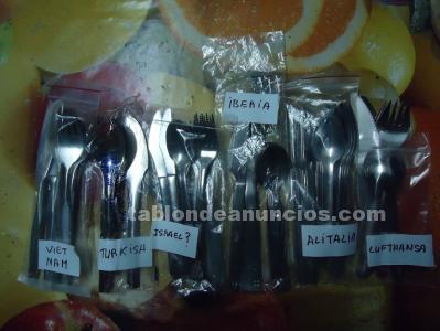 Ampliar fotos Cubiertos de avion Cubiertos de avion