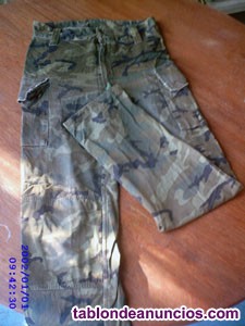Pantalón militar camuflaje original.