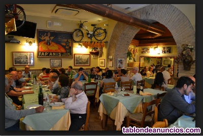 Ampliar fotos Camarera para Restaurante cn Alojamiento Camarera para Restaurante cn Alojamiento