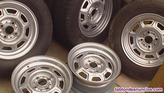 Se vende 5 ruedas (discos de hierro) de un clasico bmw e 21 316 1.8 del año 1982