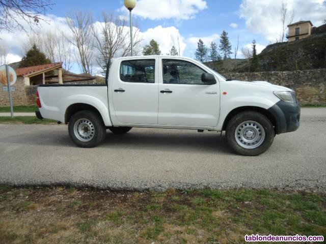 Ampliar fotos TOYOTA HILUX 2.5 D-4D Cabina Doble GX Aire acond., 144cv, 4p del 2016 TOYOTA HILUX 2.5 D-4D Cabina Doble GX Aire acond., 144cv, 4p del 2016