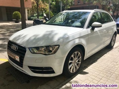 Ampliar fotos AUDI A3 Sportback 1.6 TDI 105cv Attraction, 105cv, 5p del 2013 AUDI A3 Sportback 1.6 TDI 105cv Attraction, 105cv, 5p del 2013