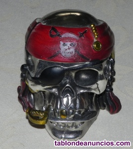 Calavera de piratas del caribe