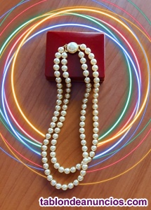 Collar doble de perlas (bisutería)