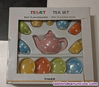 Vendo juego vintage de 13 piezas té de porcelana para niñas,sin usar,marca tiger