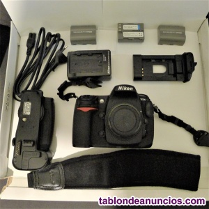 Nikon D300+Grip+Correa Lowepro neopreno