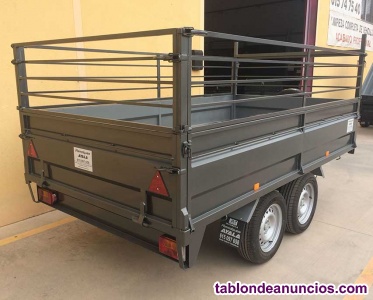 Remolque furgon cerrado 2.500 x 1.300 x 1.400 – Remolques Ayala