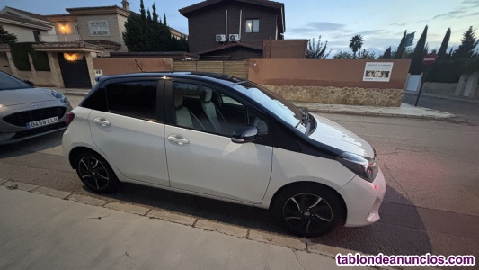 Ampliar fotos Vendo Toyota Yaris 2017  perfecto estado Vendo Toyota Yaris 2017  perfecto estado