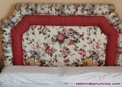 Ampliar fotos Cabezal tapizado cama de 135 cm. Cabezal tapizado cama de 135 cm.