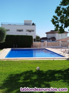 Piscinas. Mantenimiento. Limpieza. Motores. Cloradores