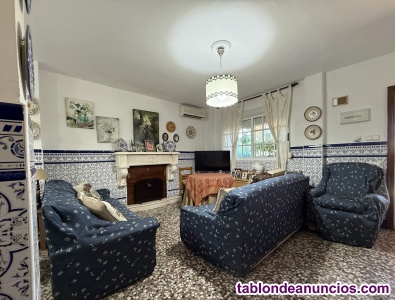 Espectacular chalet en venta en bonares