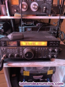 Vendo ICOM 738