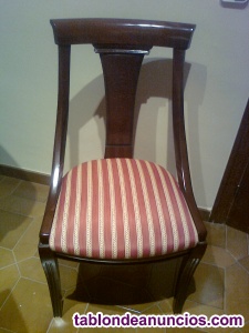 Vendo 4 sillas cl�sicas tapizadas