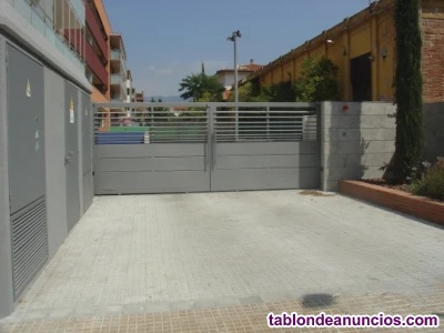 Alquiler de un plaza de garaje en C. Llinars 33 Cardedeu