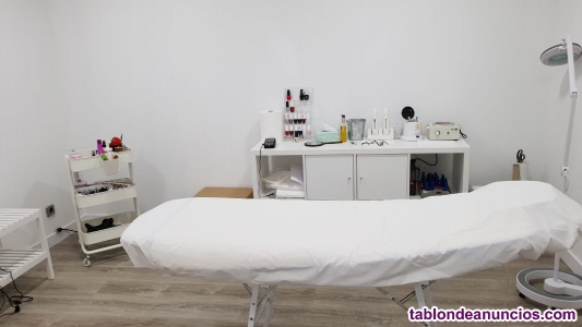 Se alquila cabina de estetica