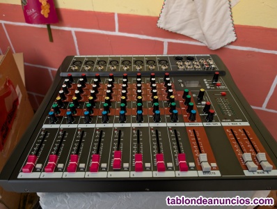 Mesa de sonido a estrenar