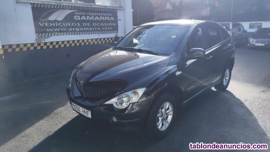 Se vende ssangyong motor mercedes