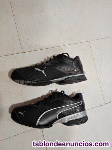 Zapatillas marca Puma negras 