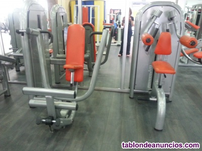 Material y maquinas de gimnasio