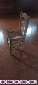 Se venden sillas de enea