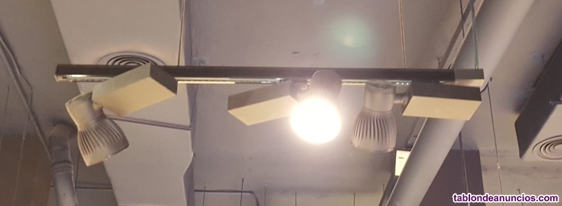 Iluminaci�n 54 Proyectores LED y Carriles Negros (Como nuevo)