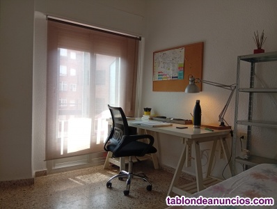 Alquilo Habitaci�n