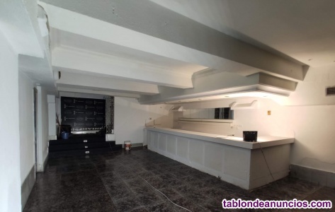 Venta de local de 130 m2 en la malagueta
