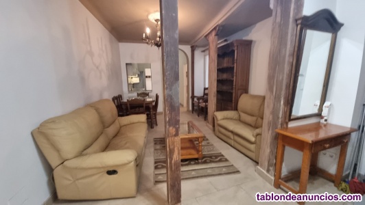 Piso en Alquiler � Centro Hist�rico de M�laga (Plaza del Teatro)  