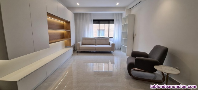 RONDA NORTE. PISO 3 DORMITORIOS. 250.000 �. Tel. 635510519.