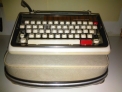 Fotos del anuncio: Maquina de escribir portatil