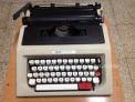 Fotos del anuncio: 1028 Máquina escribir Olivetti Lettera 42