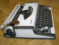 Fotos del anuncio: Maquina de escribir olympia traveller de luxe con su maletin typewriter.