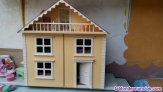 Fotos del anuncio: Se vende casa de muecas de madera artesanal