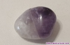 Vendo piedra amatista con cristal de cuarzo,pesa 9 gr.,mide aproximadamente 2,5 