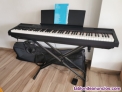 Piano digital yamaha p105 88 teclas con soporte plegable y maleta de transporte.