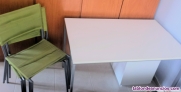 Mesa blanca + 4 sillas