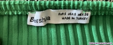 Fotos del anuncio: Camiseta verde de Bershka