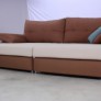 Sofa chaise longue con puff de 270x220x70 