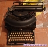 Dos mquinas de escribir antiguas