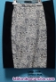 Falda estampada, laterales negros H&M. (T. 42)