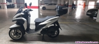 Fotos del anuncio: Vendo scooter yamaha tricity seminuevo