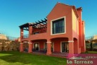 Desde 416.134?, Villa Golf ofrece 34 chalets parea