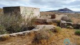 Fotos del anuncio: Se vende finca con cuarto de aperos y aljibe en la