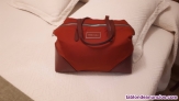 Fotos del anuncio: Bolso Bimba y Lola rojo