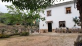 Fotos del anuncio: Precioso cortijo situado a 1 Km del pueblo de Mog