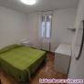 Bonita habitacion grande en piso de chicas