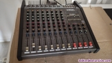 Fotos del anuncio: Mesa de mezclas y altavoces