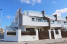 Este apartamento está situado en el centro de un b
