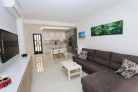 Fotos del anuncio: Este apartamento est situado en un barrio acogedo